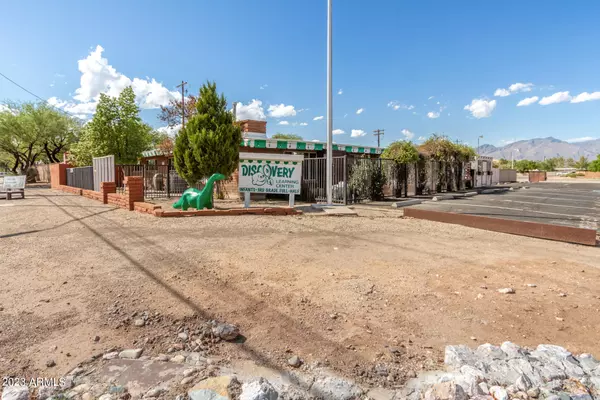 Tucson, AZ 85710,6601 E BROADWAY Boulevard