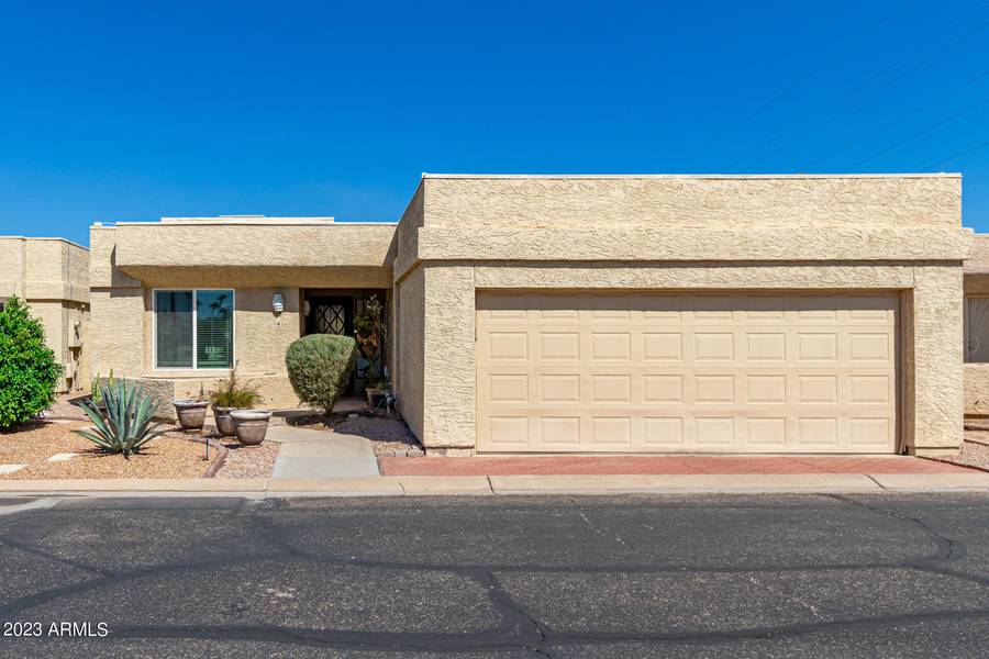 1360 E BROWN Road #4, Mesa, AZ 85203