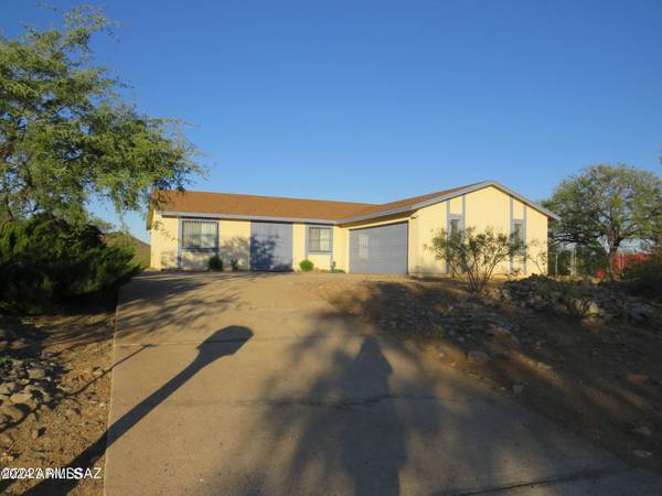 Rio Rico, AZ 85648,1208 CIRCULO AGUILAR --