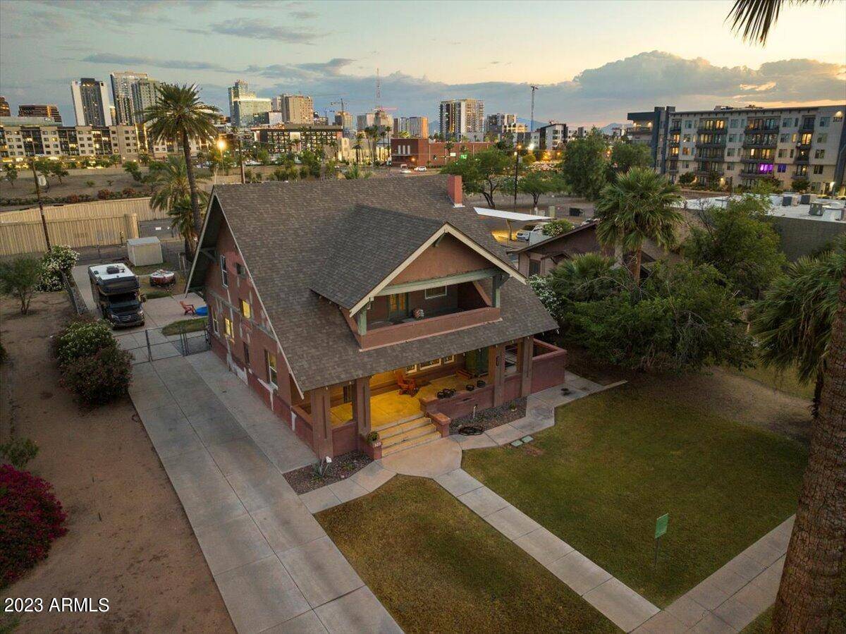 Phoenix, AZ 85004,323 E WILLETTA Street