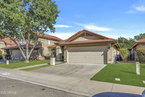 Chandler, AZ 85226,719 N MEADOWLARK Lane