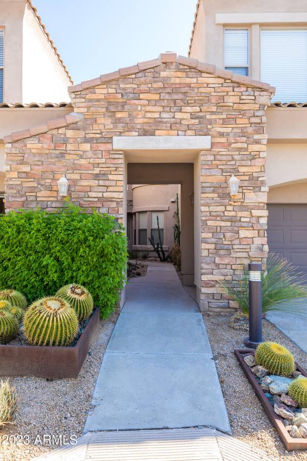 Scottsdale, AZ 85255,19475 N GRAYHAWK Drive #2114