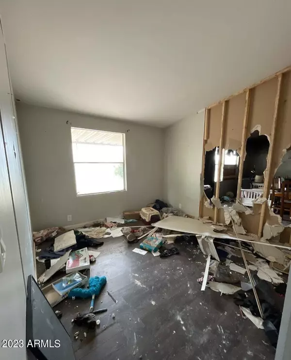 Mayer, AZ 86333,17240 E LAKEVIEW Drive