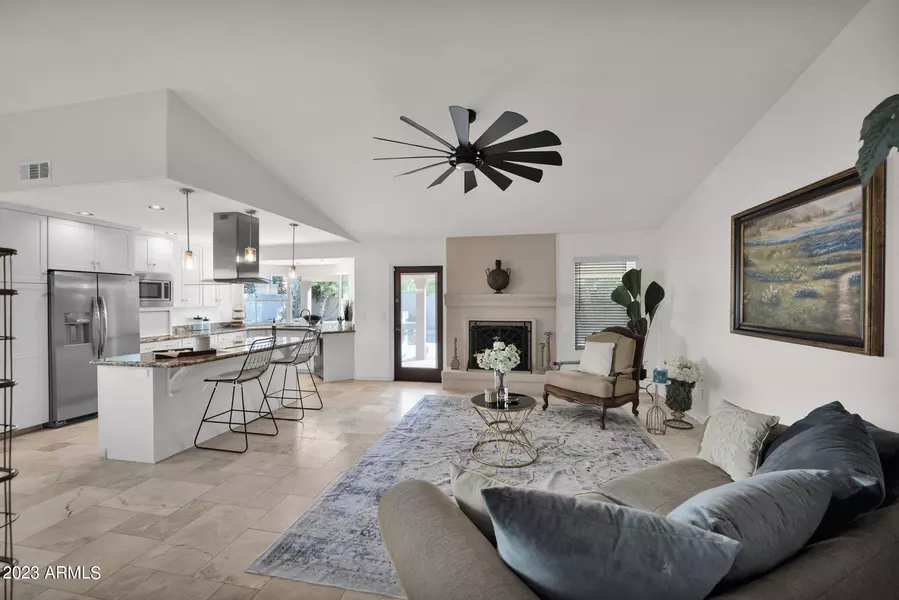 10143 E CLINTON Street, Scottsdale, AZ 85260