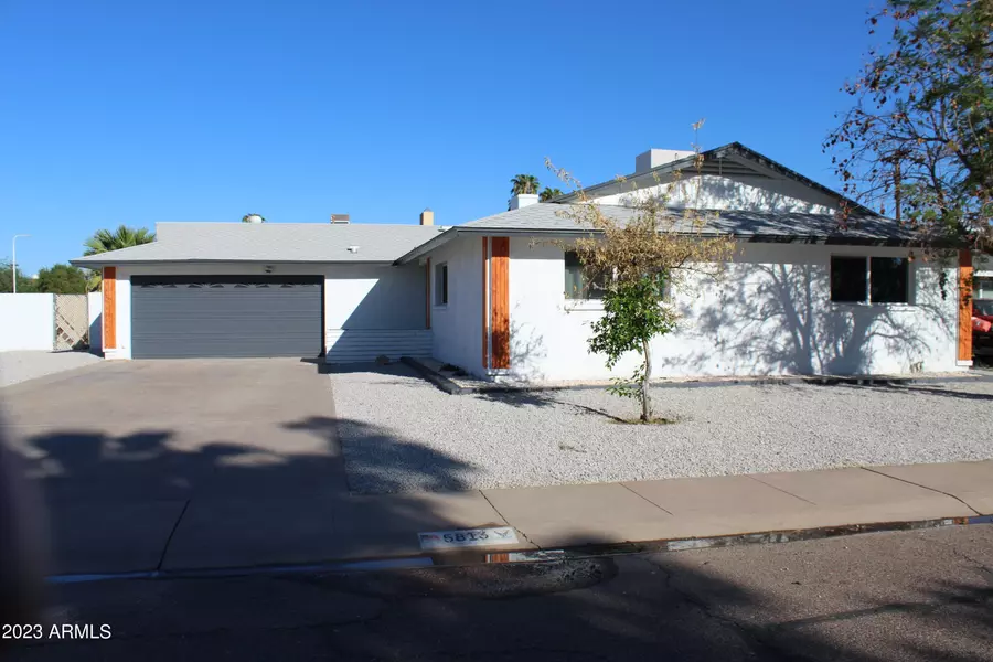 5813 N 42ND Avenue, Phoenix, AZ 85019