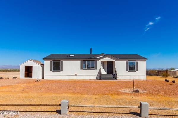 4921 S 329TH Drive, Tonopah, AZ 85354