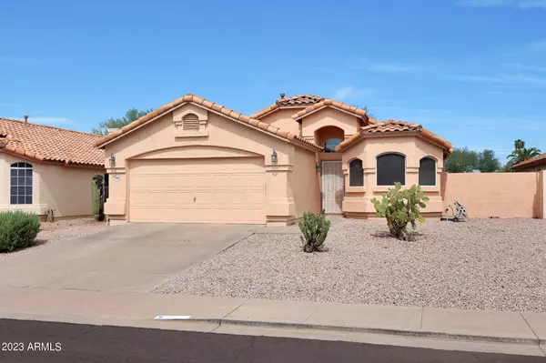 7420 E KNOWLES Avenue, Mesa, AZ 85209