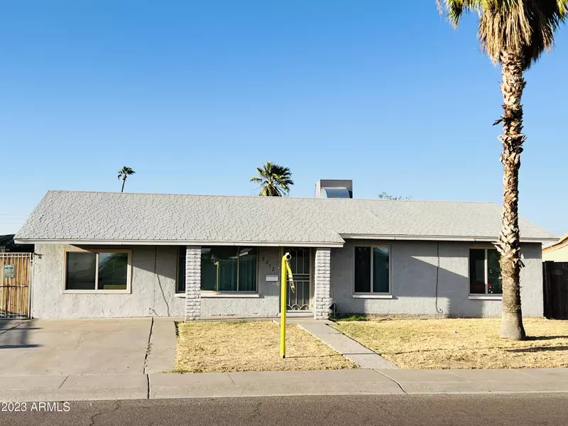 5252 W CYPRESS Street, Phoenix, AZ 85035