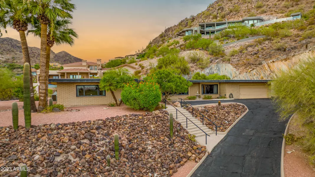 4016 E FLYNN Lane, Paradise Valley, AZ 85253