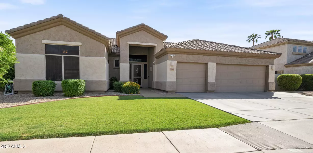 2303 E SAN TAN Street, Chandler, AZ 85225