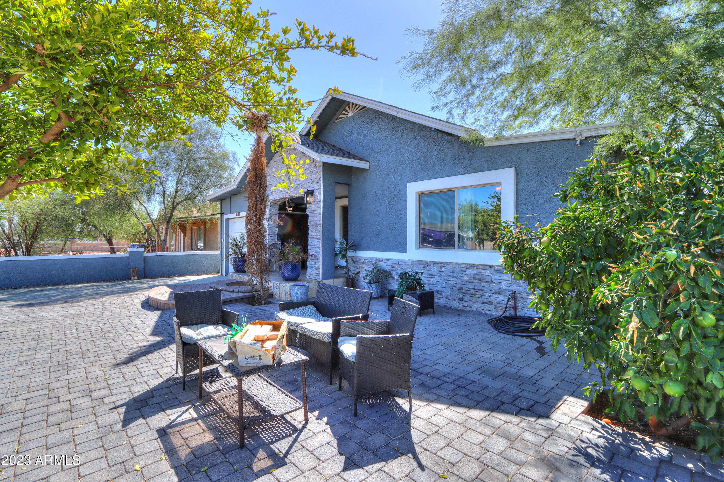 Phoenix, AZ 85009,2433 W WASHINGTON Street