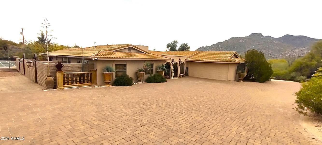 37081 N BLOODY BASIN Road, Carefree, AZ 85377