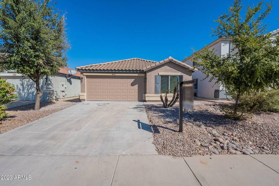 410 E KELSI Avenue, San Tan Valley, AZ 85140