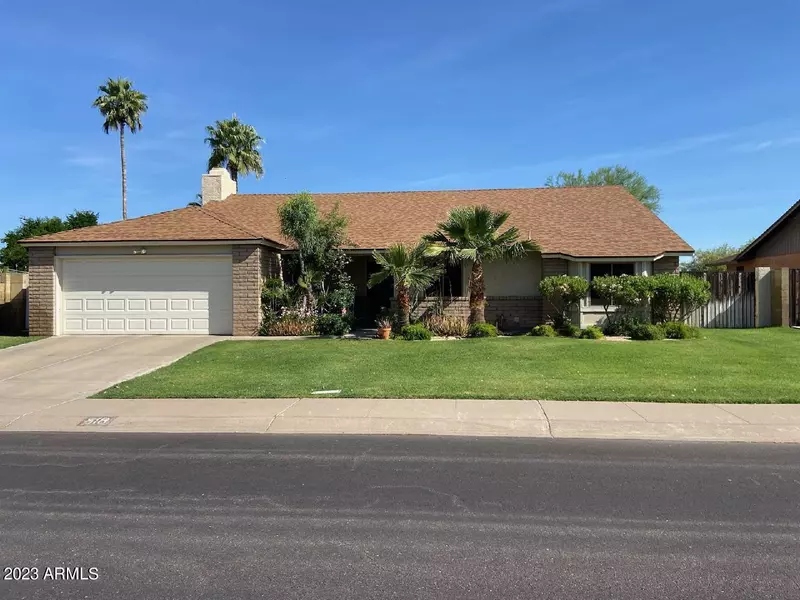 818 E AIRE LIBRE Avenue, Phoenix, AZ 85022