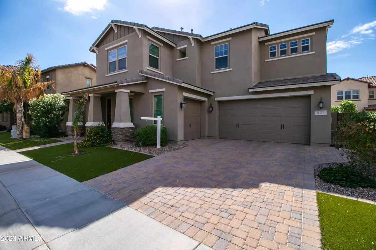 Chandler, AZ 85248,921 W GLACIER Drive