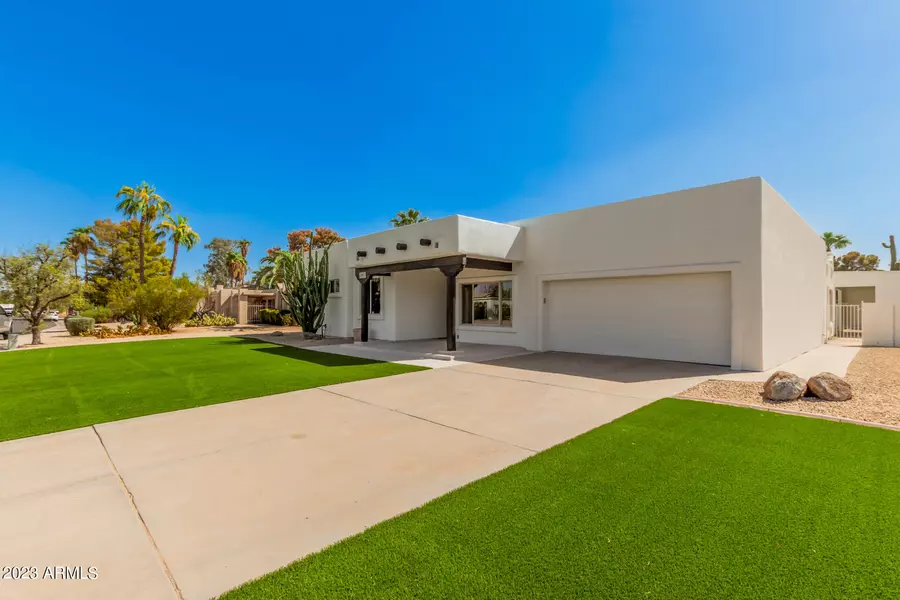 5601 E VOLTAIRE Avenue, Scottsdale, AZ 85254