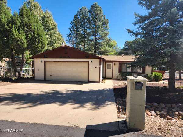 501 N 42ND Drive, Show Low, AZ 85901