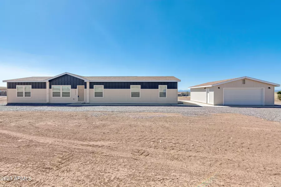 26496 N Feather Mountain Road, Paulden, AZ 86334