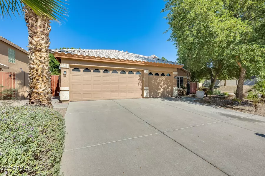 6618 W VIA MONTOYA Drive, Glendale, AZ 85310