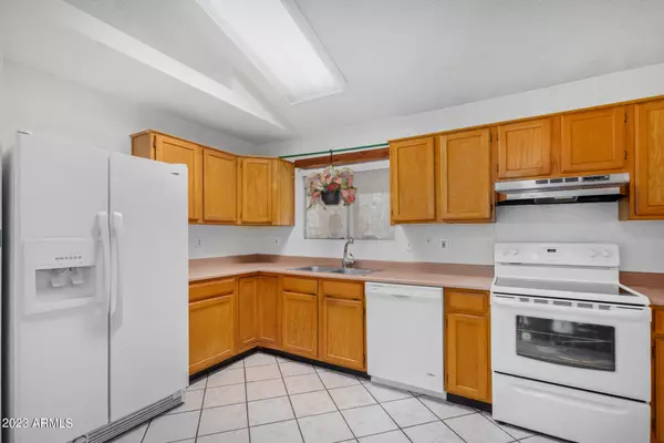 Peoria, AZ 85345,9038 W VOGEL Avenue