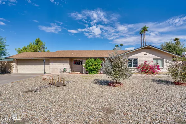 5416 W SANNA Street, Glendale, AZ 85302