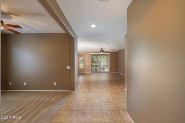 Maricopa, AZ 85138,42430 W JAWBREAKER Drive