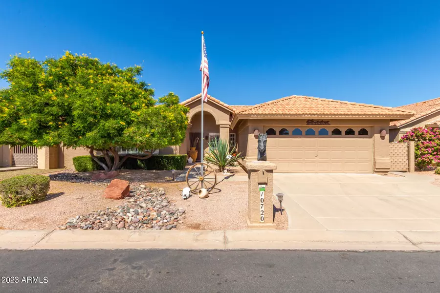 10720 E COOPERS HAWK Drive, Sun Lakes, AZ 85248