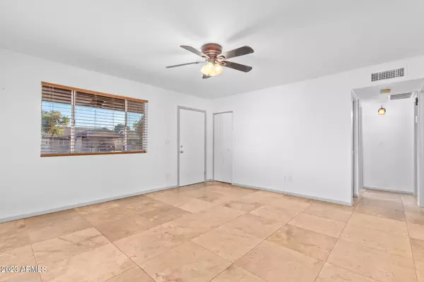 Phoenix, AZ 85053,2946 W VILLA MARIA Drive