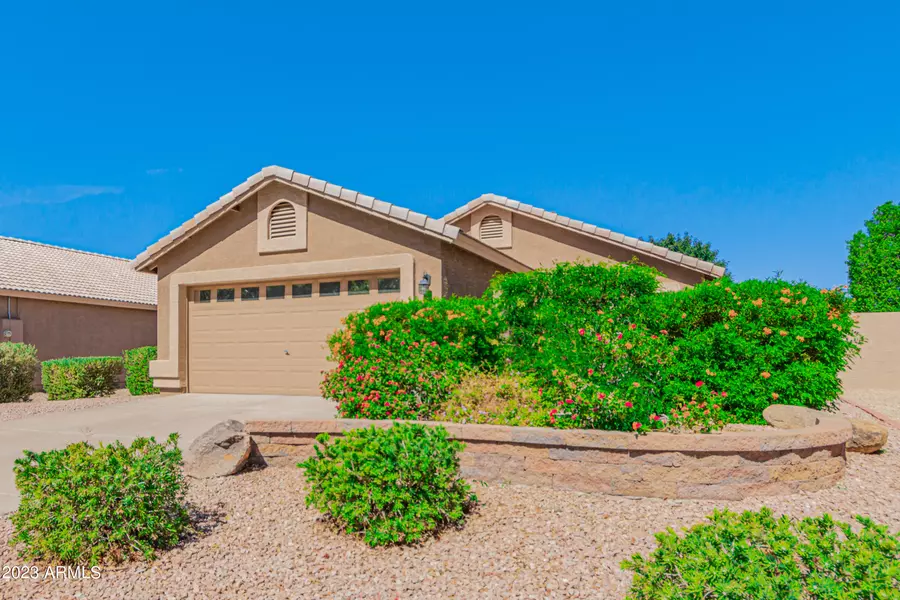 140 W BETSY Lane, Gilbert, AZ 85233