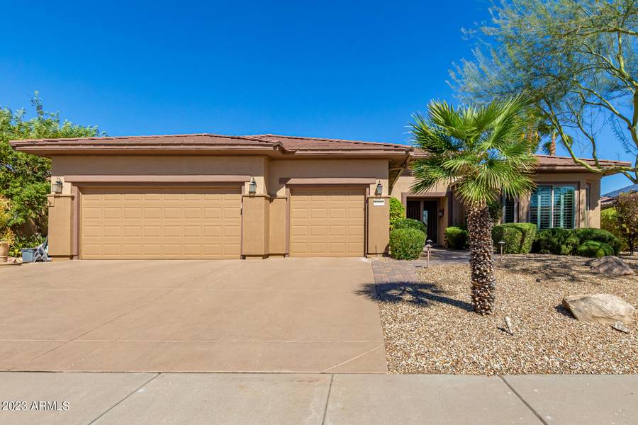 16912 W VILLAGIO Drive W, Surprise, AZ 85387