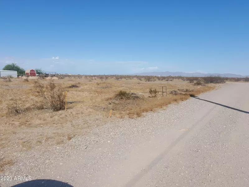 36900 W AVALON Drive #G, Tonopah, AZ 85354