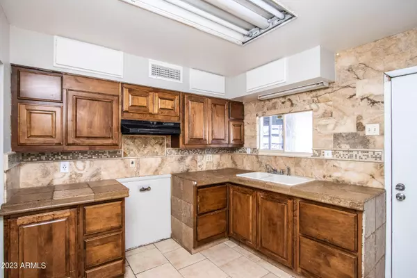 Phoenix, AZ 85035,4834 W ENCANTO Boulevard