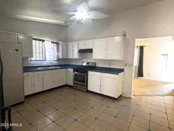 Rio Rico, AZ 85648,1015 VOLCAN Court