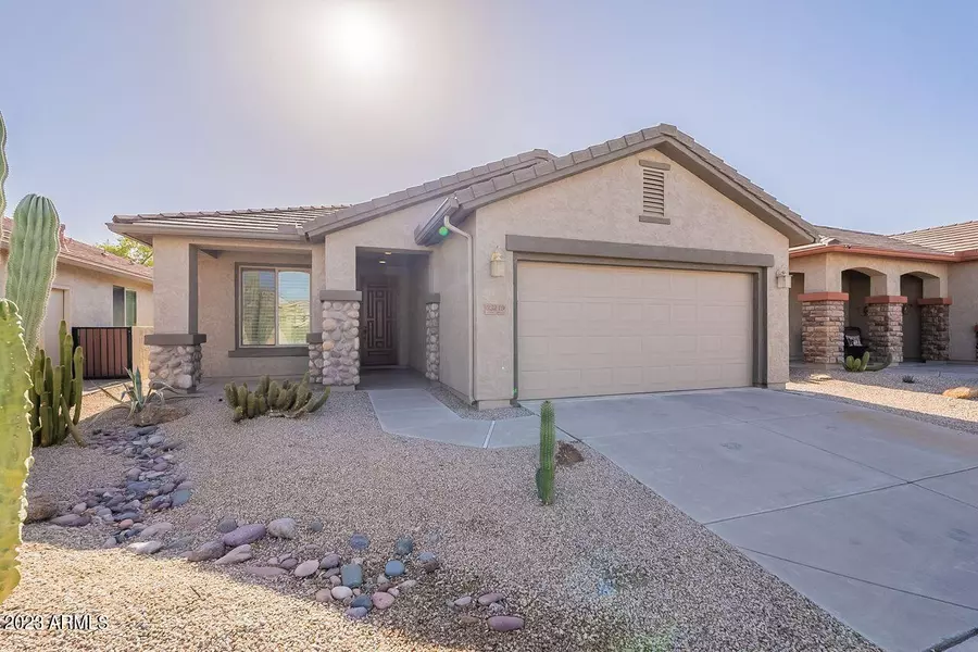 32119 N ECHO CANYON Road, San Tan Valley, AZ 85143