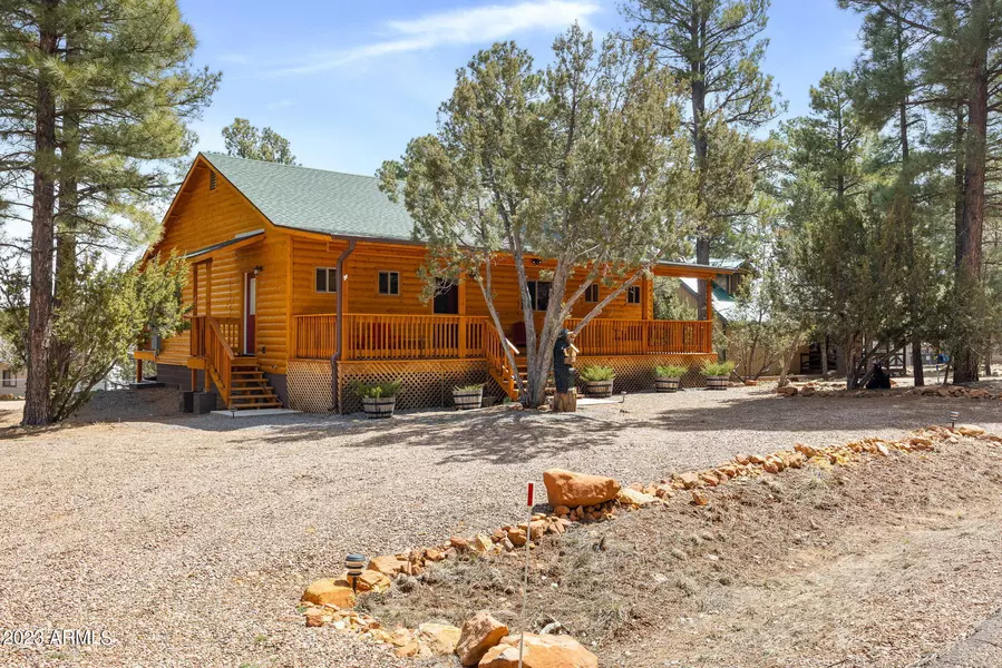 3367 WHISPERING PINE Drive, Overgaard, AZ 85933