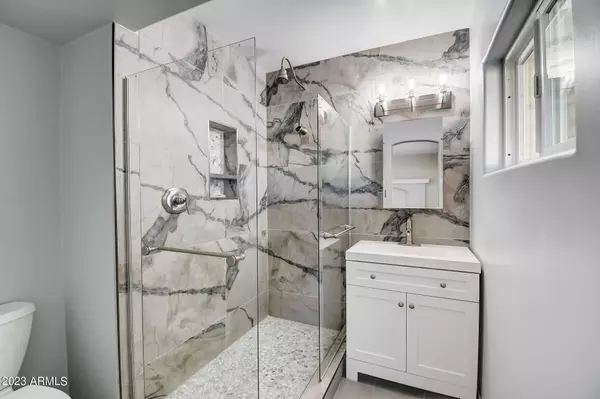 Chandler, AZ 85224,257 N APACHE Drive