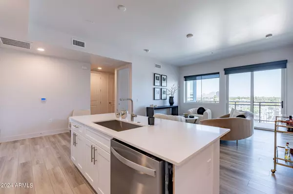 Phoenix, AZ 85012,3131 N CENTRAL Avenue #4014