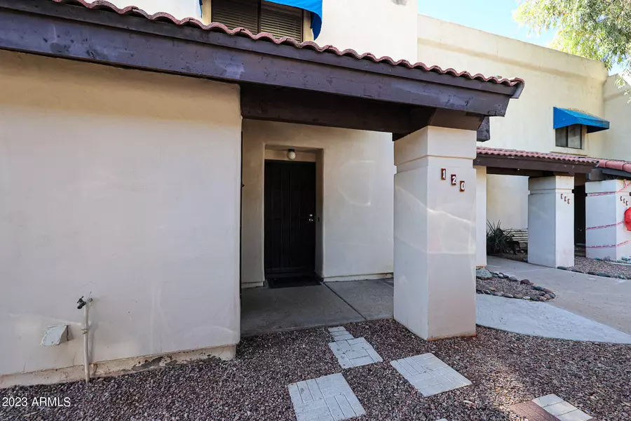 2201 W UNION HILLS Drive #120, Phoenix, AZ 85027