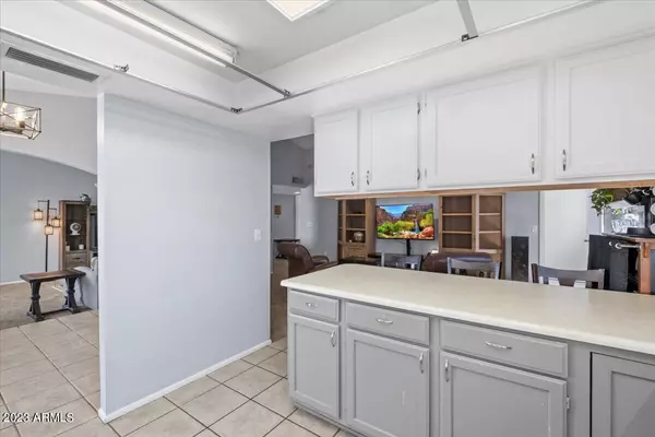 Glendale, AZ 85302,6334 W MOUNTAIN VIEW Road