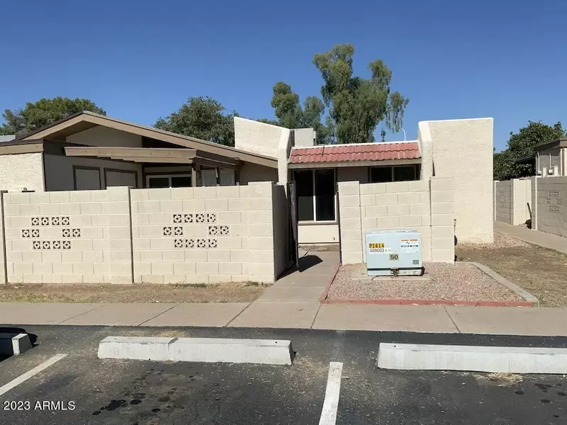 525 N MAY -- #17, Mesa, AZ 85201