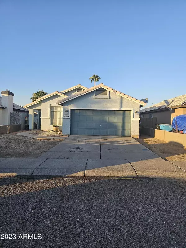 8738 W GRANADA Road, Phoenix, AZ 85037