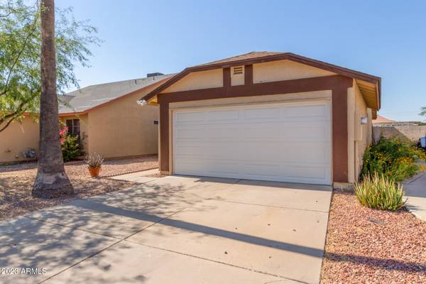 Phoenix, AZ 85042,6842 S 17TH Street