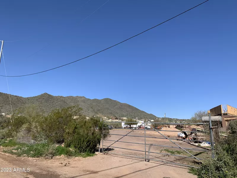 42 N 7th Avenue #-, New River, AZ 85087