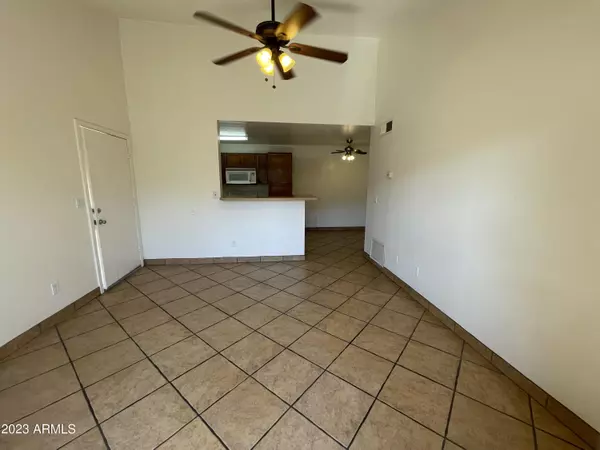 Mesa, AZ 85210,623 W GUADALUPE Road #266