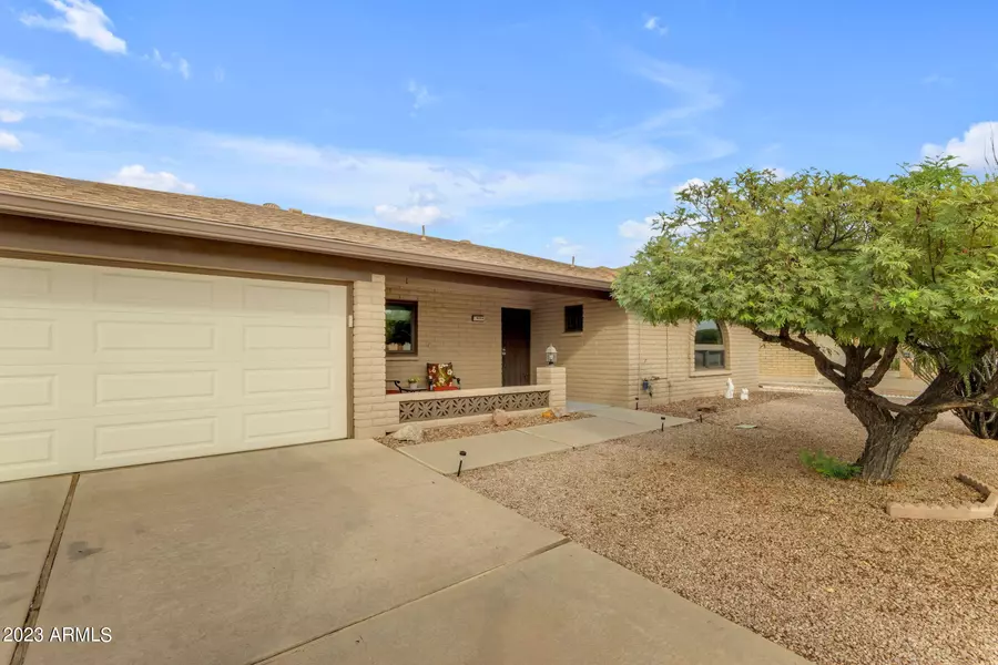 4034 E CRESCENT Avenue, Mesa, AZ 85206