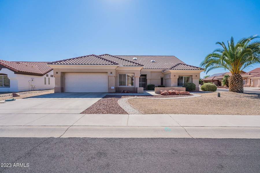 15727 W WHITE HORSE Drive, Sun City West, AZ 85375