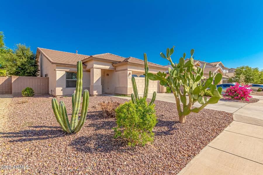 14624 W GELDING Drive, Surprise, AZ 85379