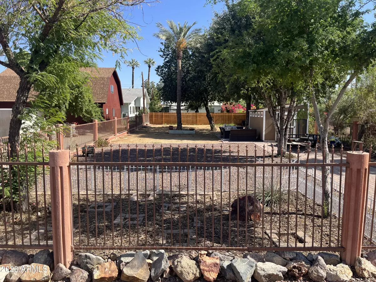 Glendale, AZ 85301,7601 N 59TH Lane #-