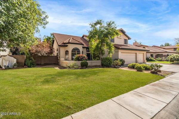 2233 E EGRET Court,  Gilbert,  AZ 85234