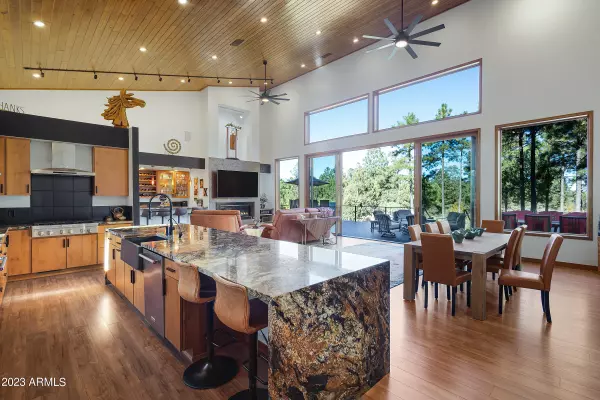 Show Low, AZ 85901,1591 S FALLING LEAF Road